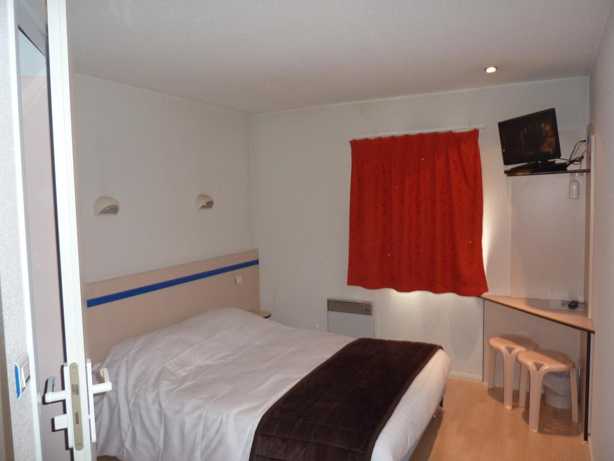 Lac'Hotel France Montréal La Cluse Zewnętrze zdjęcie