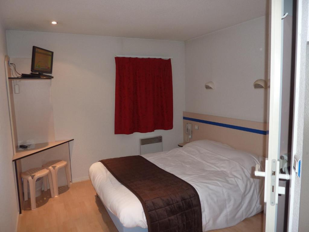Lac'Hotel France Montréal La Cluse Zewnętrze zdjęcie